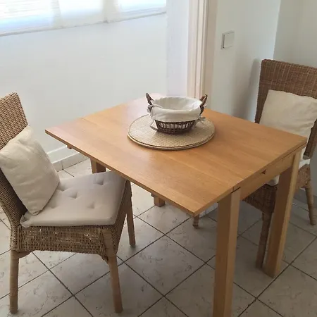 Sunny Cap View Terrace With Sea Views And Aircon Lejlighed *