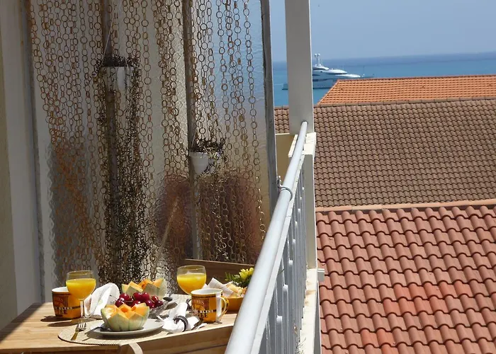 Lägenhet Sunny Cap View Terrace With Sea Views And Aircon