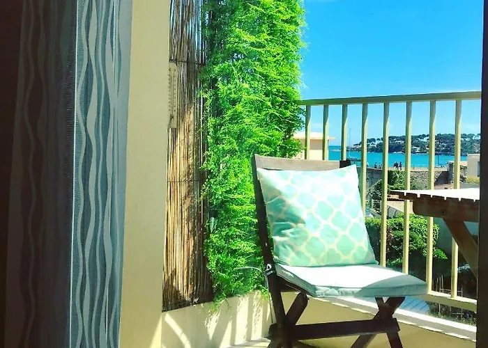 Lägenhet Sunny Cap View Terrace With Sea Views And Aircon *